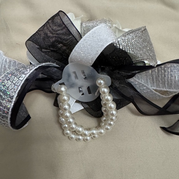 Handmade Elegant Black and Silver Floral wristlet corsage - Picture 2 of 2